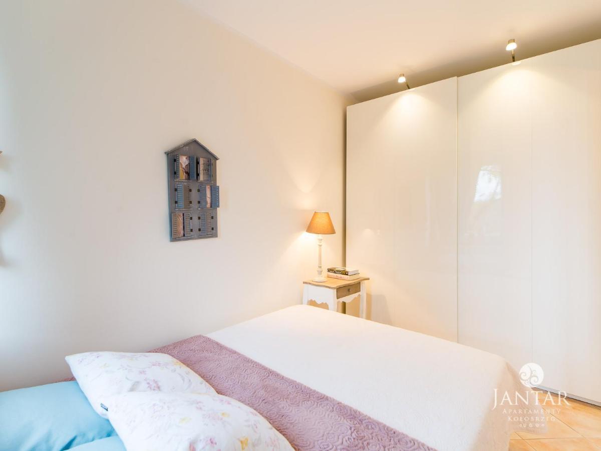 Port Kolobrzeg Str Towarowa By Jantar Apartamenty Колобжег Екстериор снимка