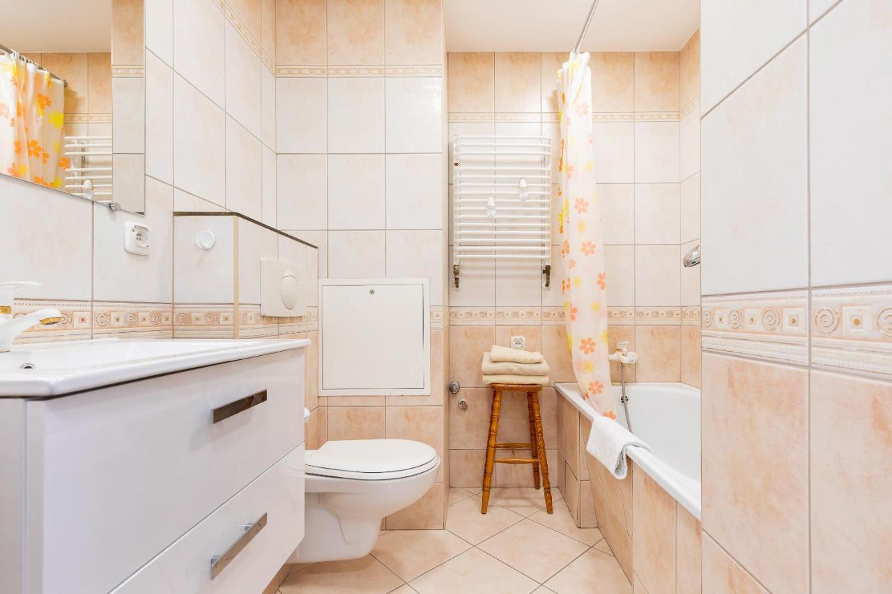 Port Kolobrzeg Str Towarowa By Jantar Apartamenty Колобжег Екстериор снимка
